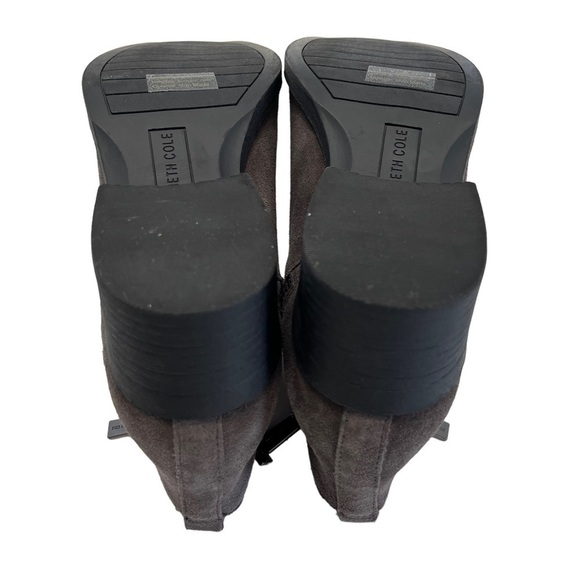 Kenneth Cole New York Dara Grey Geniune Suede Ankle Booties NWOT Size 7 - Picture 8 of 15